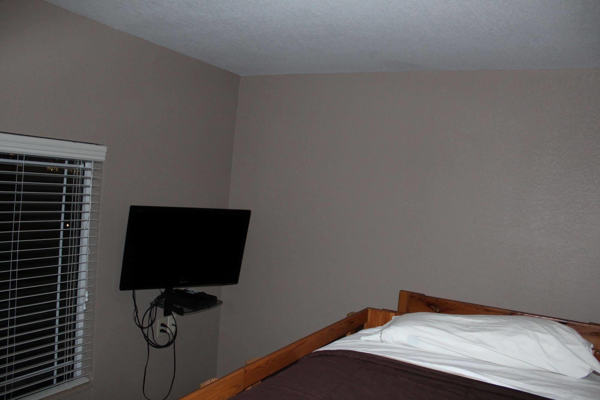Bell'S Extended Stay And Suites Saint Robert Ngoại thất bức ảnh