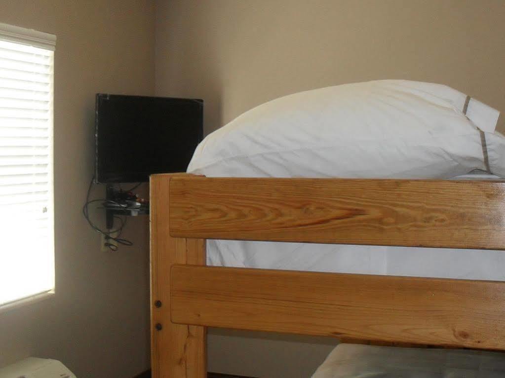 Bell'S Extended Stay And Suites Saint Robert Ngoại thất bức ảnh